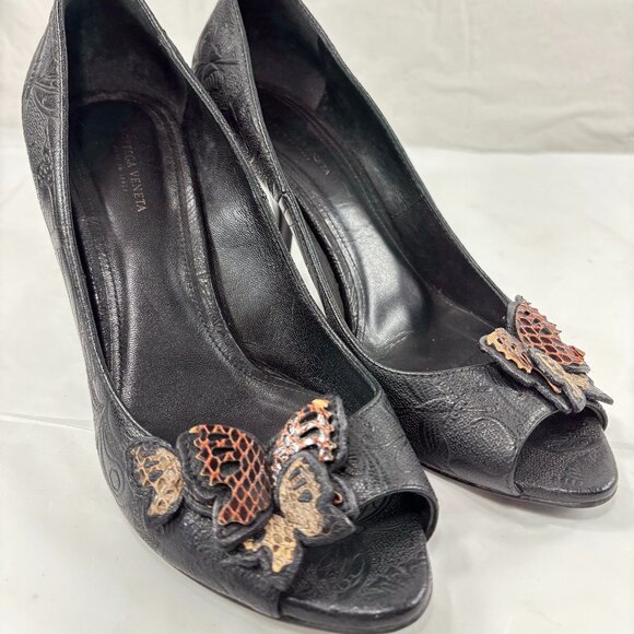 Bottega Veneta Black Python Leather Runway Heels IT   size 7.5 - Picture 1 of 12